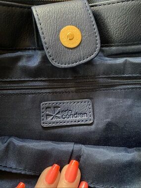 erin conference
Canvas Bag
Navy Blue
Stethoscope Strap 
NWOT